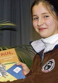 ... vom Gymnasium Oesede ihr Lieblingsbuch „Boy seven“ von Mirjam Mous.