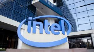 Intel Continues to Get Pummeled: Why One Analyst Maintains His Conviction That 130% Gains Will Come