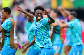 Arsenal tem interesse na contratação de Vini Jr., diz jornal