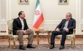 ادعایی جدید درباره پیشنهاد ایران به آمریکا از طریق پاکستان + واکنش منبع مطلع ایرانی