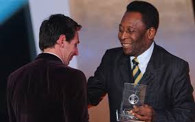 Comentarista faz paralelo entre Pelé e Messi e se rende: 'Eu aceito'