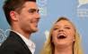 Zac Efron e Maika Monroe sul red carpet del del film “At Any Price” - Gomez ed Efron: ... - at_any_price_06_at-any-price_getty_113x70