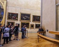 Visiting a museum in fall