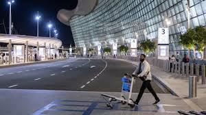 UAE to pay for hotels and meals for stranded tourists until Iran crisis ends