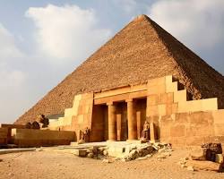 هرم بزرگ جیزه