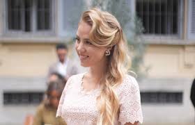 Maria Carolina de Bourbon-Siciles à Venise sans Jordan Bardella : la princesse embrasse la dolce vita !