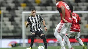 Un nuevo giro para Iván Román