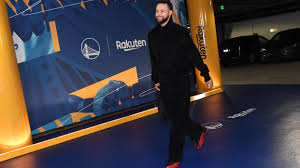 Steph Curry Honors Michael Jordan with Nike Shoes