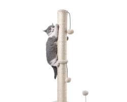 custom cat scratching post with a cat's photo on itの画像