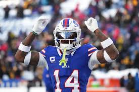 Stefon Diggs Poses a Question that Should Make Commanders Think