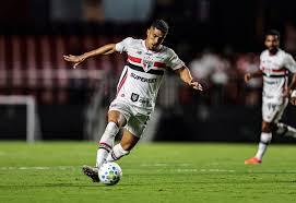 Crespo exalta Lucas Ramon após vitória do São Paulo