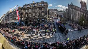 The Princess Royal riding in Edinburgh, and Sharon Hunt riding bridleless