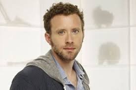 TJ Thyne - Dr. Jack Hodgins. Originally from Boston, TJ Thyne grew up doing theater and studying acting throughout the United States and British Columbia. - tj-thyne-bones-s6