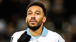 Aubameyang relembra 'caos' em passagem pelo Marseille: 'Era como se o mundo acabasse'