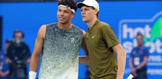 Jannik Sinner in action