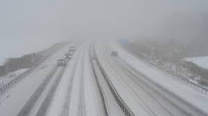 Heavy Snow Warning for 3 States as Two Feet of Snow, 45 mph Winds Emerge