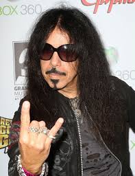 Frankie Banali, Quiet Riot. 2012 Revolver Golden Gods Awards Show Photo credit: FayesVision / WENN. To fit your screen, we scale this picture smaller than ... - frankie-banali-2012-revolver-golden-gods-awards-show-02