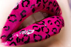 Resultado de imagen de maquillaje de labios artistico