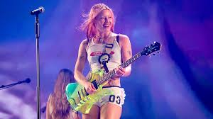 Guitar World - News update