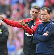 ¡Bombazo en Sunderland! ¿Cambios Masivos vs. Huddersfield? - Imagen principal del artículo