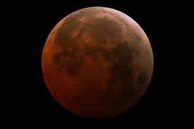 Lua de Sangue: eclipse será visível em parte do país e invisível em outra; entenda