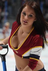 Resultado de imagem para cheerleaders ice hockey