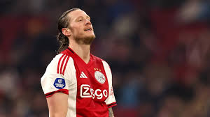Ajax mist Weghorst in Eredivisie-topper, Driouech start bij PSV