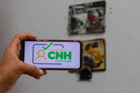 CNH gratuita em 2026 facilita acesso de jovens e desempregados ao mercado