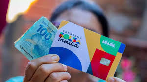 Bolsa Família: beneficiários com NIS final 8 recebem parcela de março nesta sexta