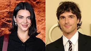 Kendall Jenner & Jacob Elordi Vacation in Hawaii Amid Dating Rumors