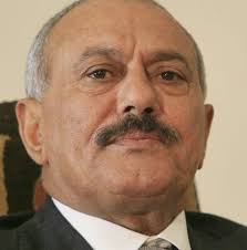 &quot;Je suis contre un renouvellement de mon mandat, et contre la transmission héréditaire du pouvoir&quot;, a déclaré Ali Abdallah Saleh devant le Parlement qu&#39;il ... - 652645_ali-abdallah-saleh-president-du-yemen-le-29-juin-2010-lors-d-une-visite-au-caire