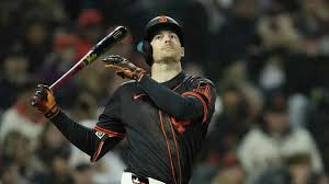 Mike Yastrzemski's New Hitting Approach Pays Dividends for Giants