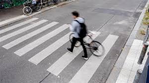 Immer wieder gefährlich: Wann Radfahrer am Zebrastreifen Vorrang haben — Tageblatt