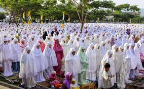 Hasil gambar untuk GAMBAR SHOLAT 'IDUL ADHA