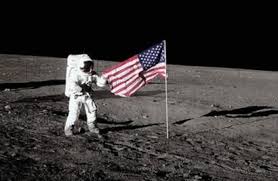 「月球上的國旗」的圖片搜尋結果