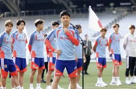 Football: Captain Endo out of World Cup, retires from Japan duty