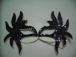 Resultado de imagem para mascaras em eva