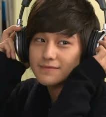 Résultat de recherche d'images pour "kim boom"