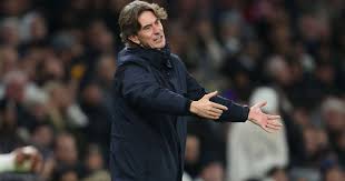 Spurs boss Frank slams 'unacceptable' boos after Fulham defeat