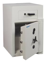 Chubbsafes Europa Deposit Grade 3 35K 120 Size 2 - A to Z Safes