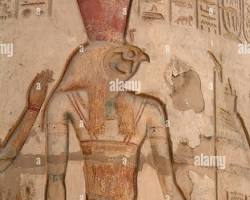 Image of relief depicting Mut, wearing the double crown of Upper and Lower Egypt.