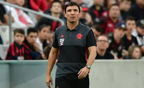 Guarani Busca Contratar Zé Ricardo, Ex-Técnico do Flamengo, como Substituto de Matheus Costa