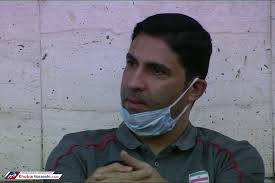 وحید هاشمیان به تهران نمی آید