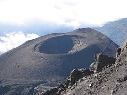 Kuvahaun tulos haulle mount meru trekking