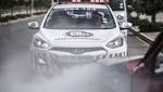 Vehicle rolls N3‚ killing three