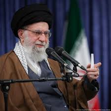 خامنه‌ای ارسال پیام به آمریکا از طریق عربستان را دروغ دانست