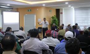 Capacitan a técnicos operativos para iniciar Plan Piloto de Supresión del Gusano Barrenador del Ganado en Yucatán