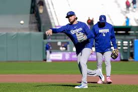 Dodgers call up Alex Freeland with Kiké Hernández on injured list
