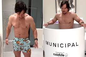 Mark Wahlberg Shares Shirtless Update on Bulking Journey, Admits Swim Trunks Are Now 'Too Tight'