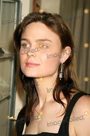 Leslie Greene Photo - EMILY DESCHANEL WEARING LESLIE GREENE JEWELRY AT THE BROADCAST SUITE-DAY &middot; EMILY DESCHANEL WEARING LESLIE GREENE JEWELRY AT THE ... - 26fde8bd6fe6c17